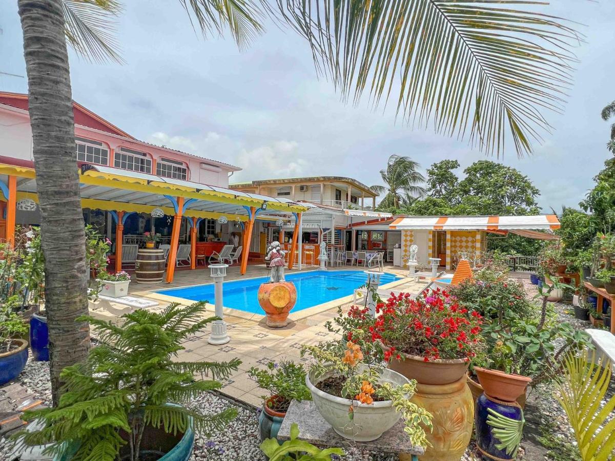 Domaine Lyscelle Appartement Sainte-Rose Buitenkant foto